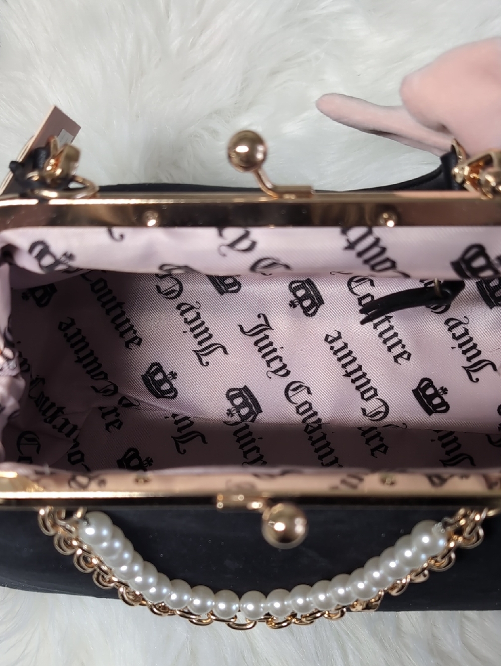 Viral 🎥 Juicy Couture Chic Y2K Medium Kiss Lock Frame Clutch, Licorice + Pink🩷 - Picture 10 of 14